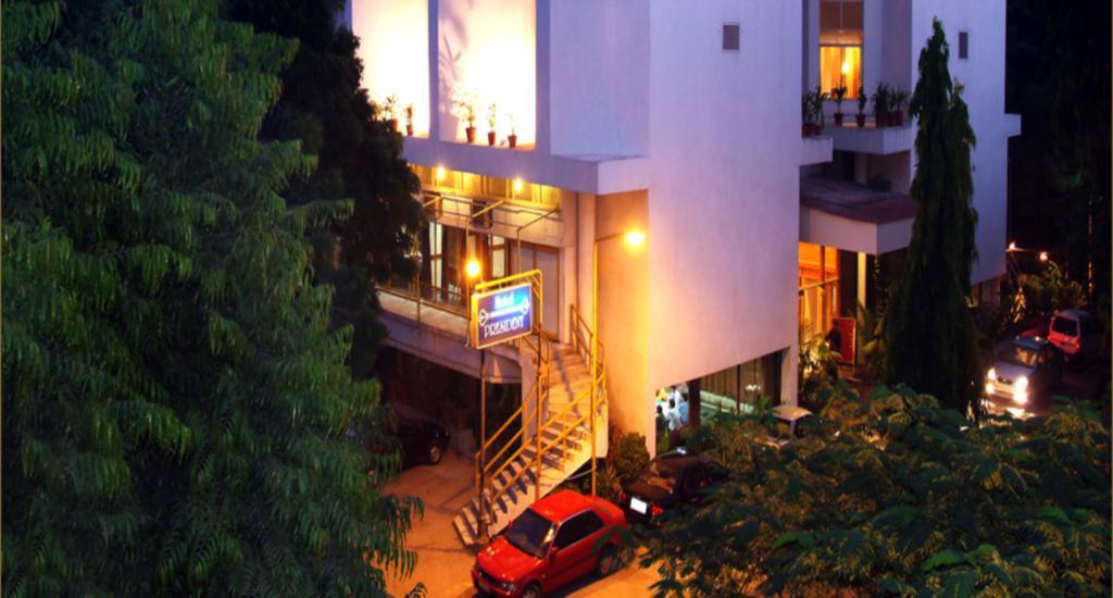 Comfort Inn President Near Ahmedabad Junction Station Exterior foto