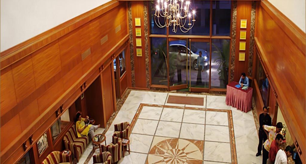 Comfort Inn President Near Ahmedabad Junction Station Exterior foto